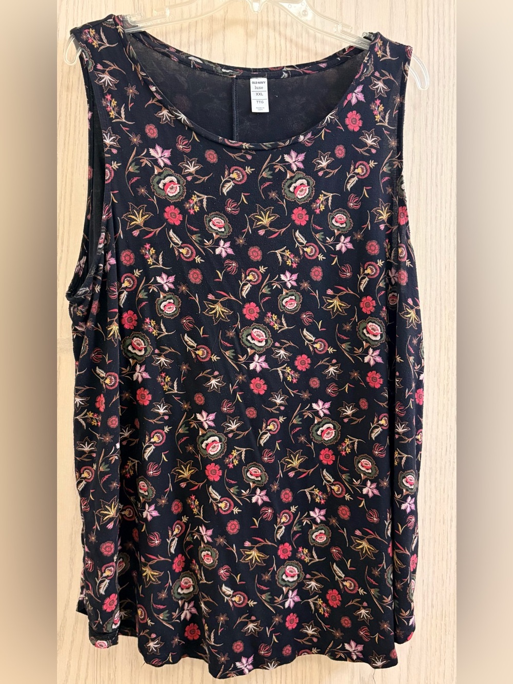 Old Navy Luxe Swing Black Floral Tank Top with Pink & Red Blooms